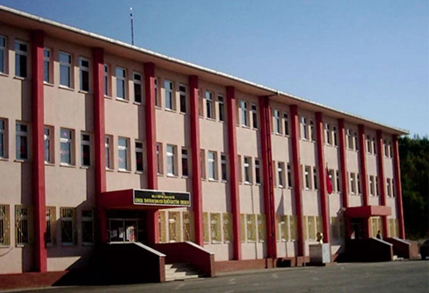 Van Bahçesaray İlköğretim Okulu İnşaatı